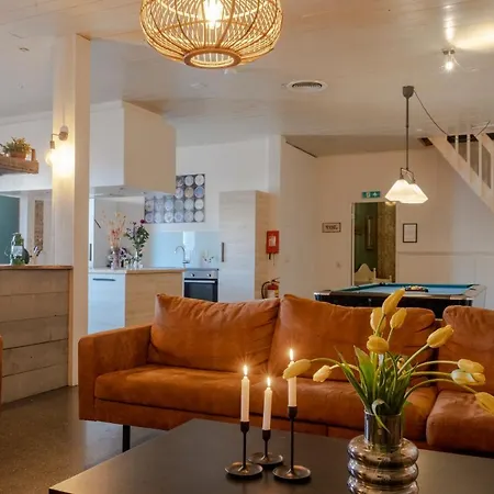 Hoeve De Binnenplaets - Appartementen - Glamping - Familieverblijf Camping Schimmert