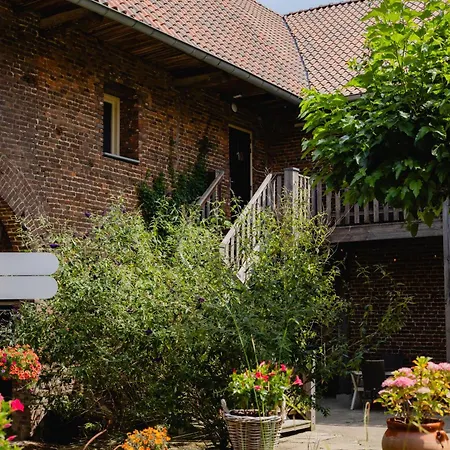 Hoeve De Binnenplaets - - Glamping - Familieverblijf * Schimmert