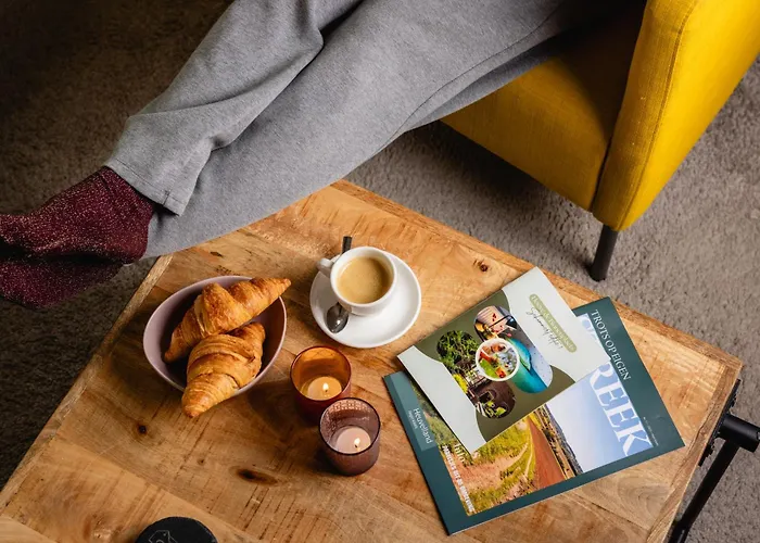 Hoeve De Binnenplaets - - Glamping - Familieverblijf אתר קמפינג Schimmert